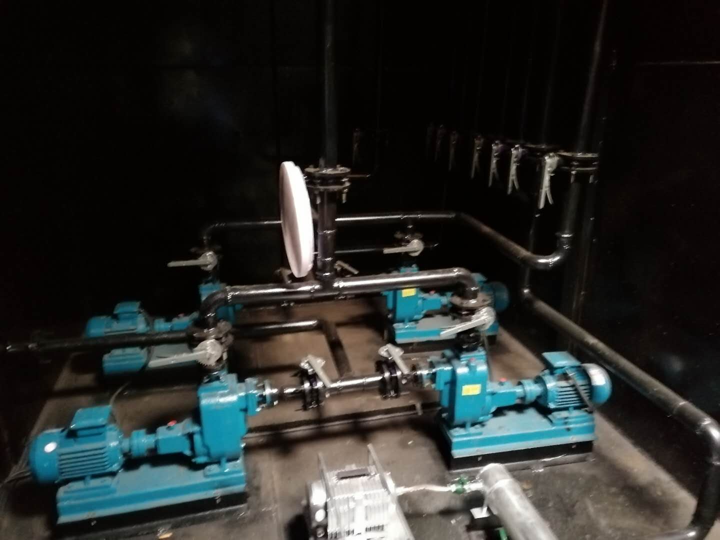 內(nèi)蒙古包頭市地埋式污水處理設(shè)備安裝現(xiàn)場(chǎng)(圖3) 內(nèi)蒙古包頭市地埋式污水處理設(shè)備安裝現(xiàn)場(chǎng)(圖3)